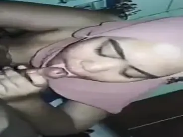 Jilbab Pink Kulum Rakus Kontol Gede, Cara Uniknya yang Membuat Forum Tidak Bisa Diam